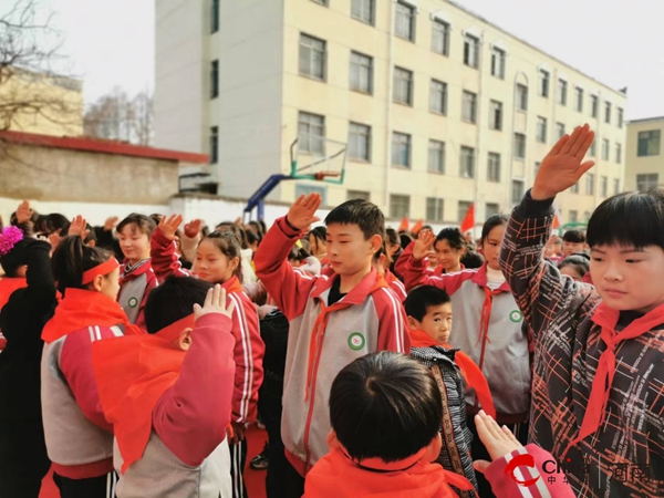 ​校园迎新 精彩纷呈——西平县宋集中心学校庆祝新年活动丰富多彩