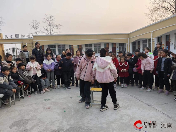 ​校园迎新 精彩纷呈——西平县宋集中心学校庆祝新年活动丰富多彩